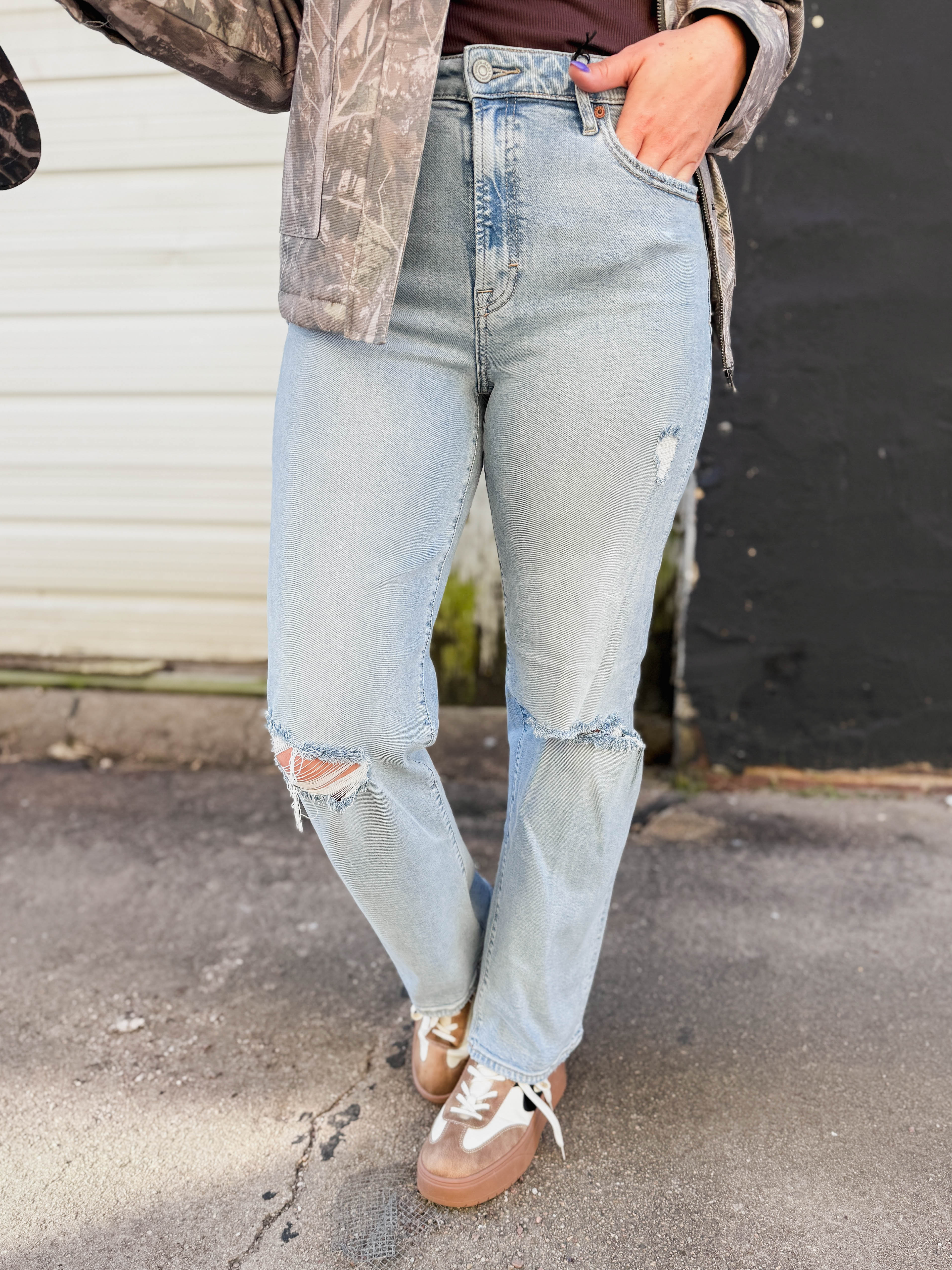 Emma High Rise Wide Straight Leg Denim - Image 4