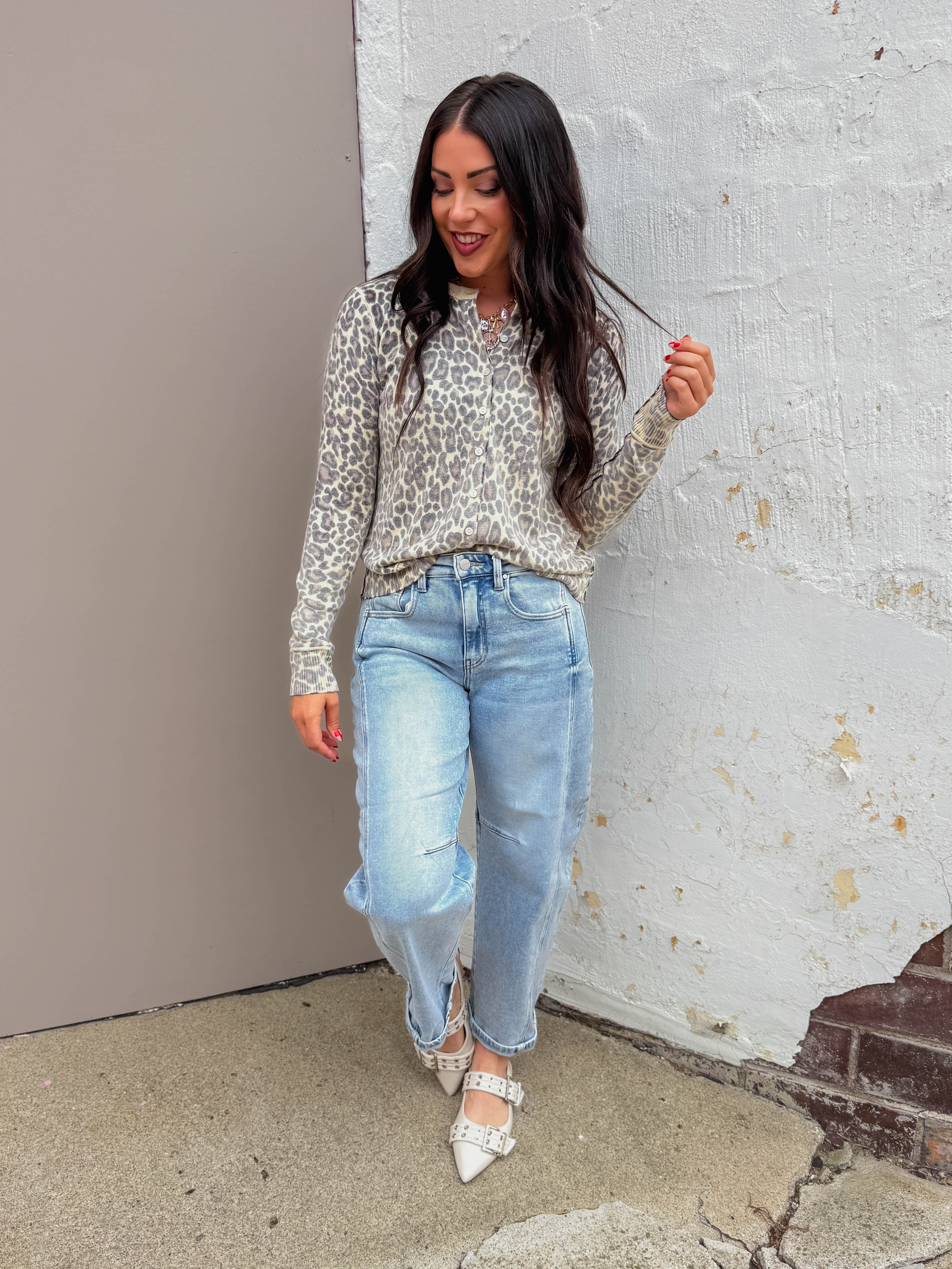 Kam High Rise Boyfriend Barrel Denim-Light Wash - Image 13