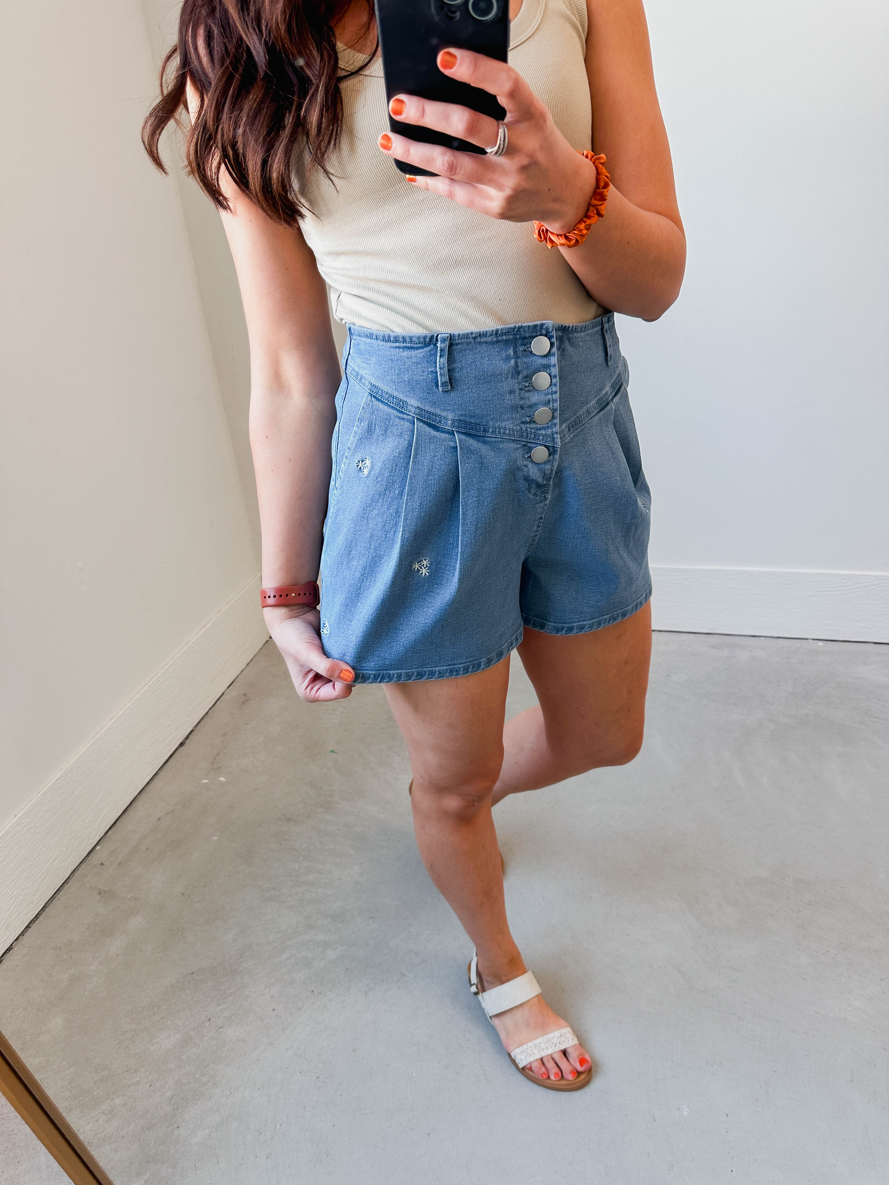 Lilly Embroidered Denim Shorts - Image 11