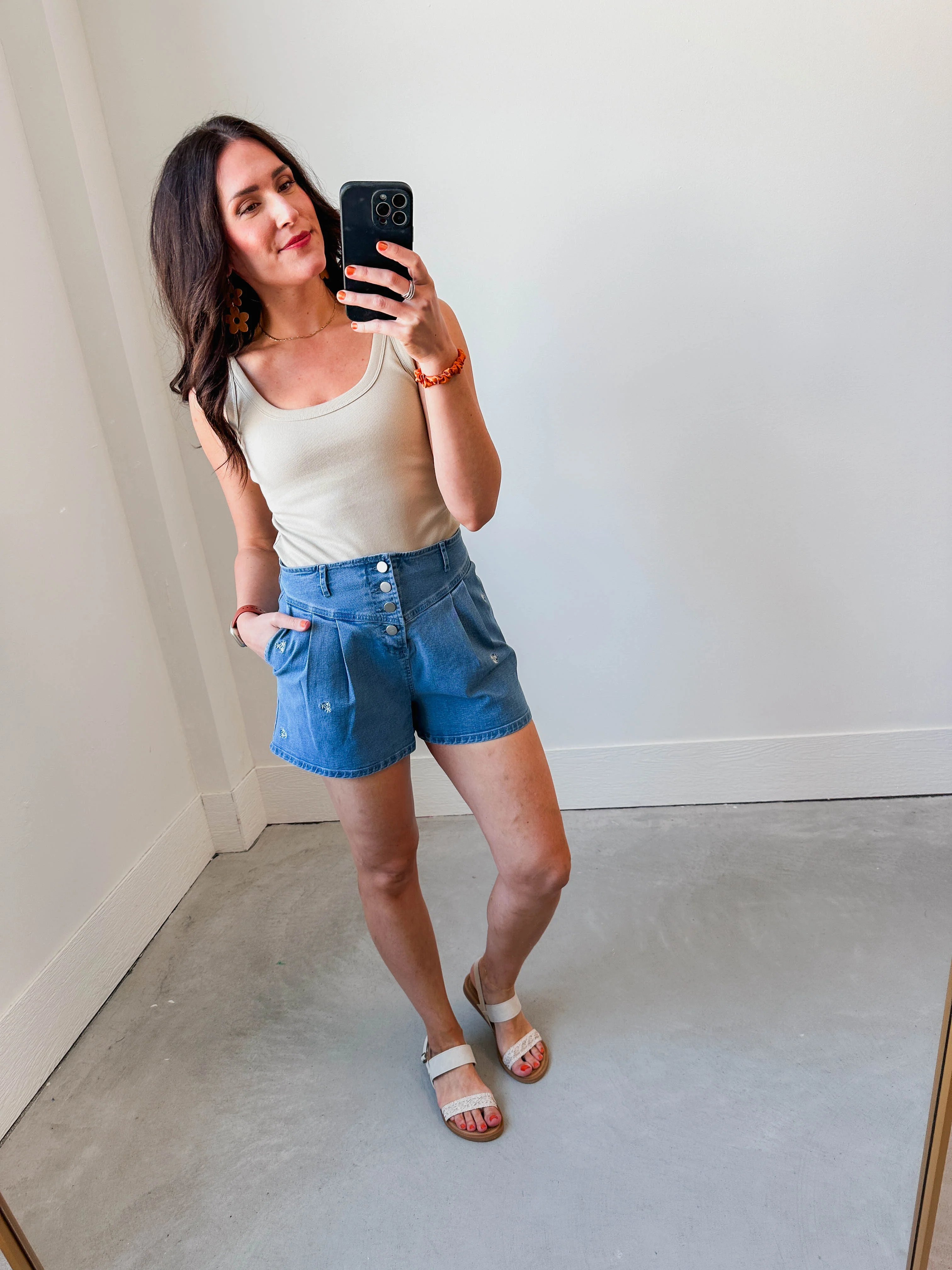 Lilly Embroidered Denim Shorts - Image 12