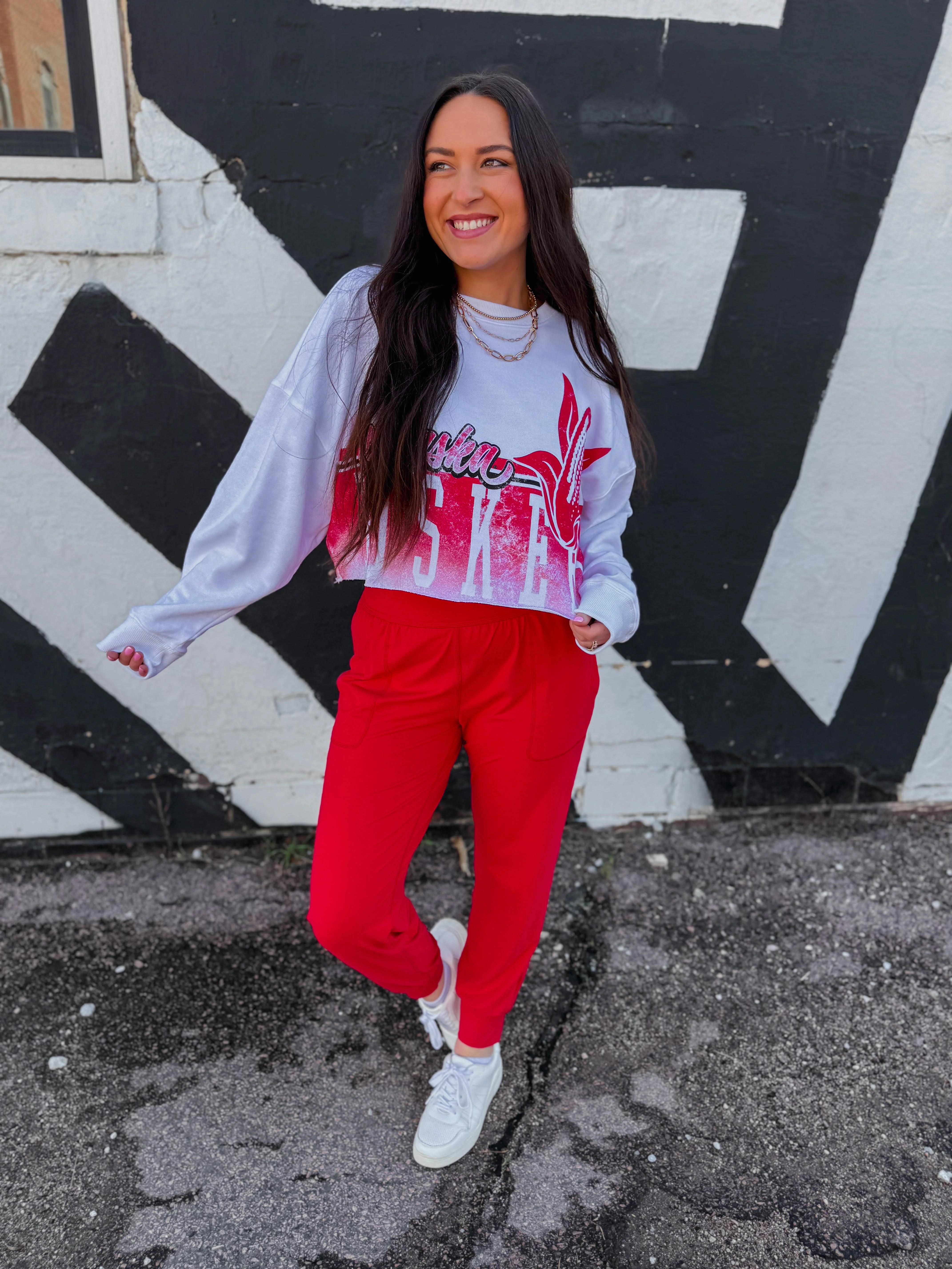 Nebraska Conway Cropped Pullover - Image 10