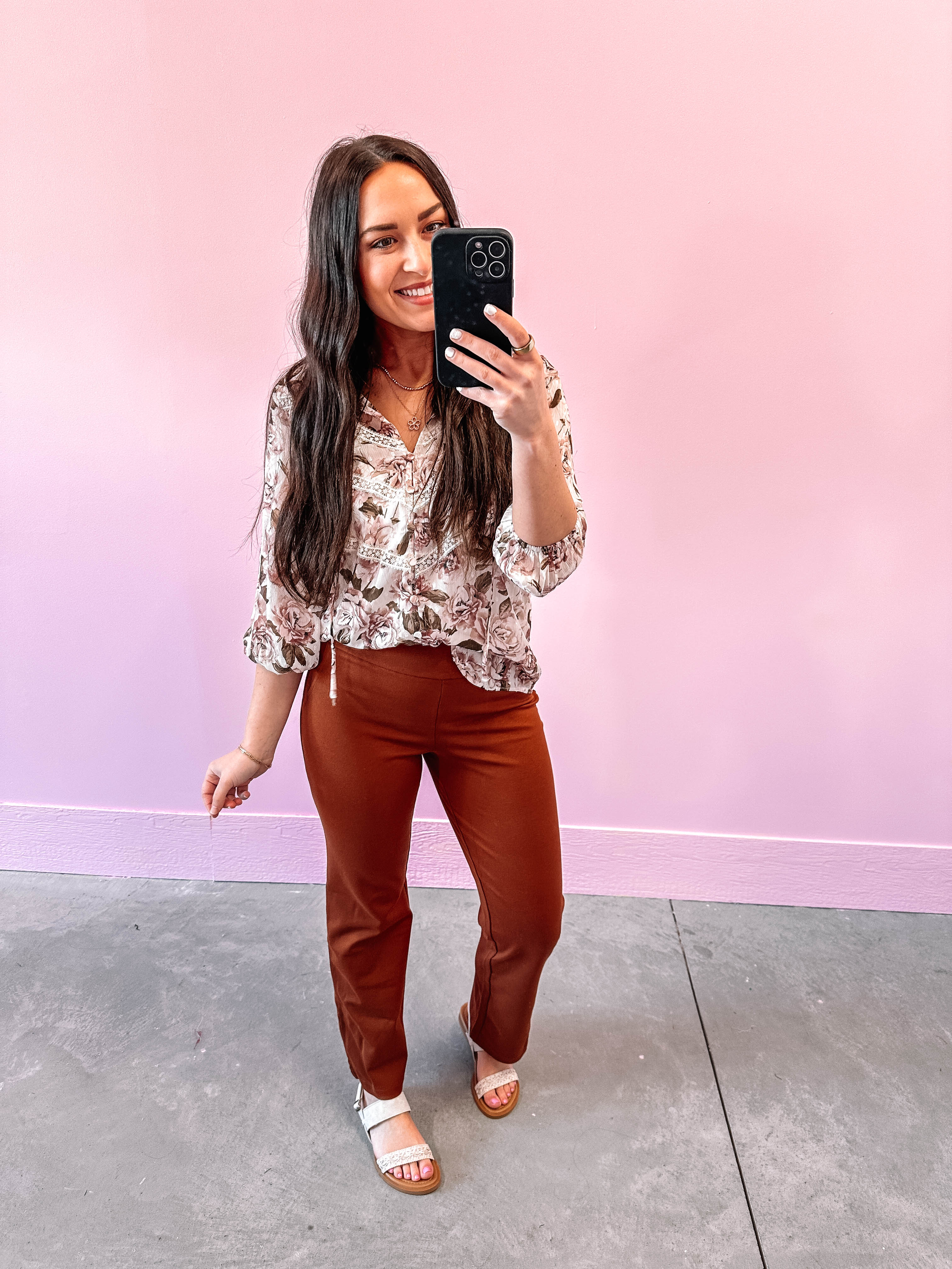 Shaylyn Floral Top - Image 6